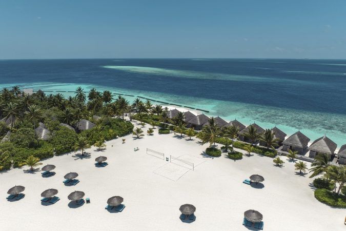 constance moofushi maldives beach view