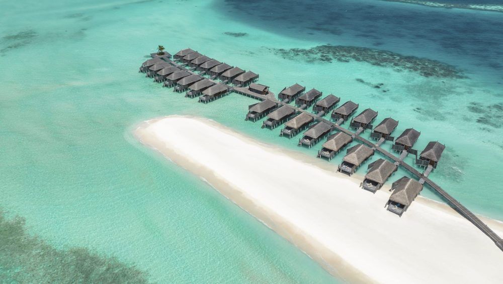 Constance Moofushi Resort Maldives