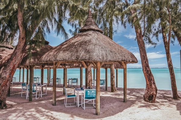 ambre resort mauritius la plage restaurant