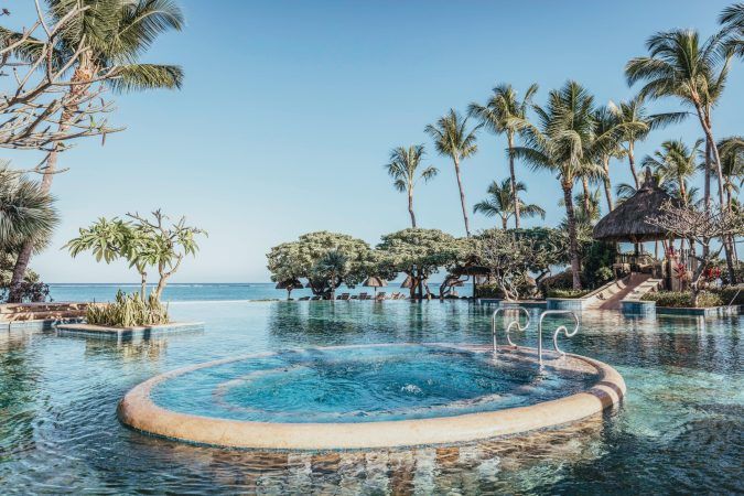 la pirogue resort mauritius pool