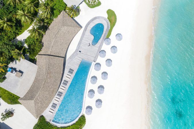 le meridien maldives main pool