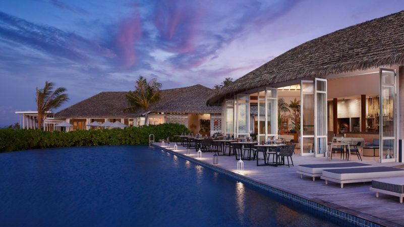 le meridien maldives velaa bar and grill