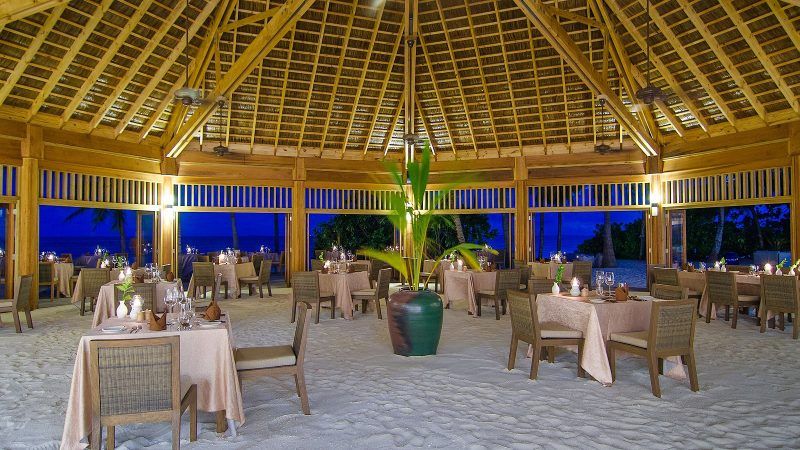 mirihi island resort maldives dhonveli restaurant