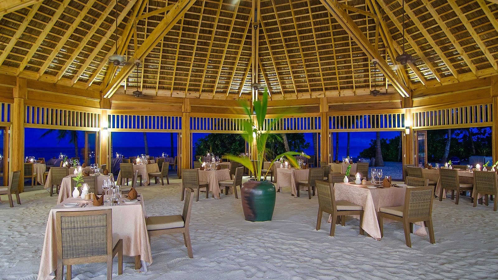 Dhonveli Restaurant