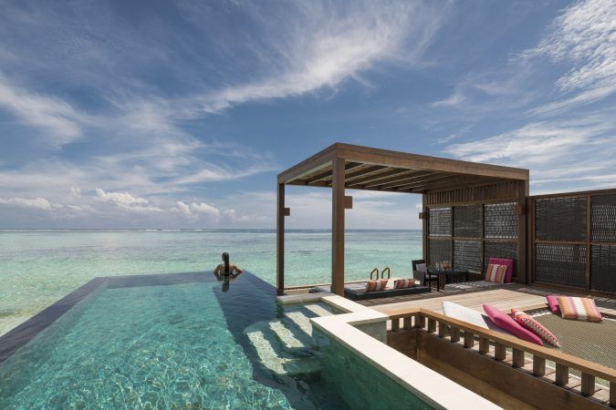 four seasons kuda huraa water villa