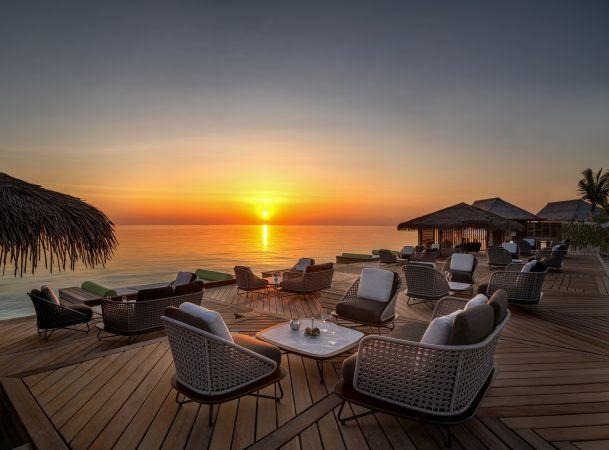waldorf astoria ithaafushi maldives amber beachfront lounge