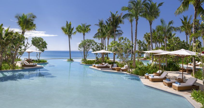 waldorf astoria ithaafushi maldives pool